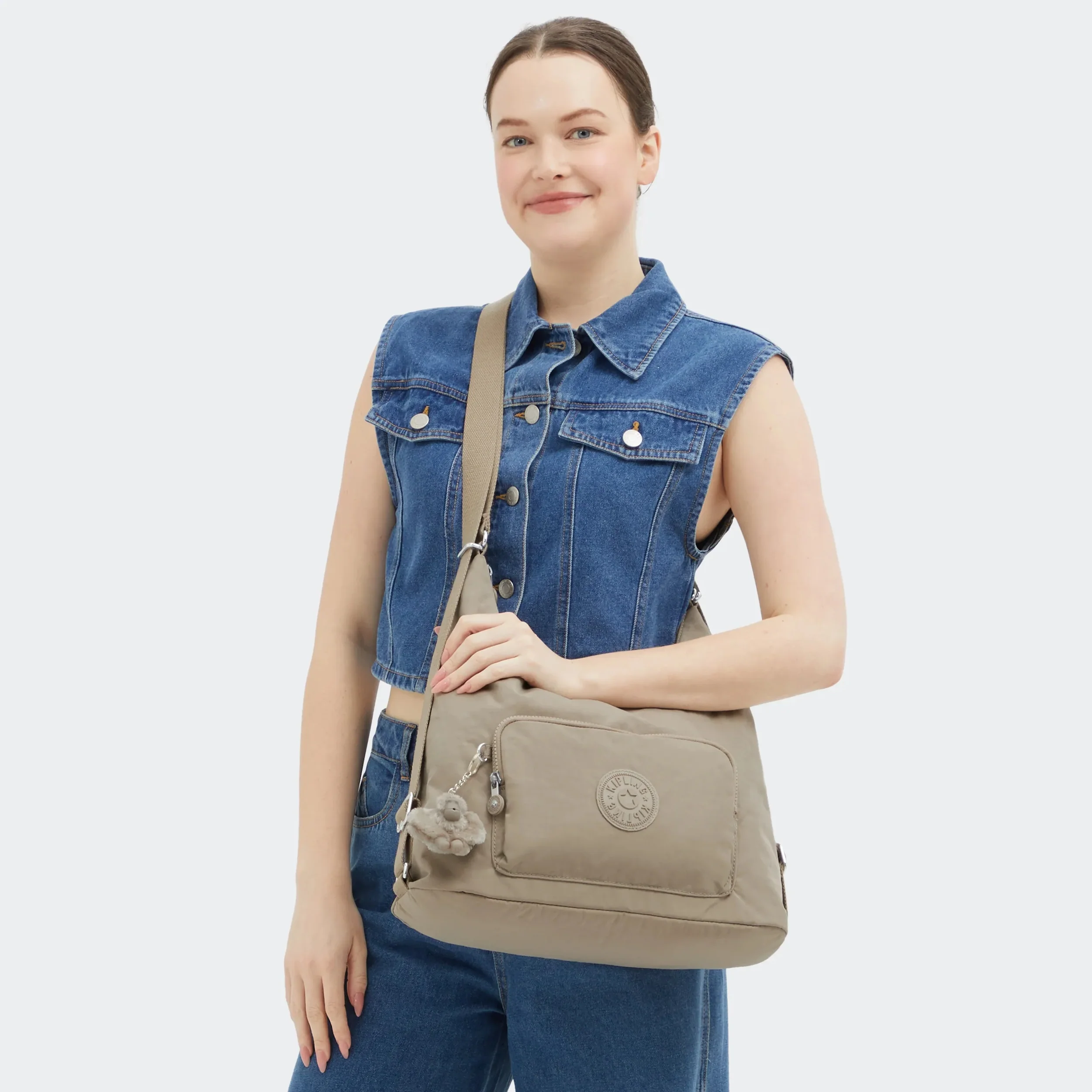 YENNA - Image 7